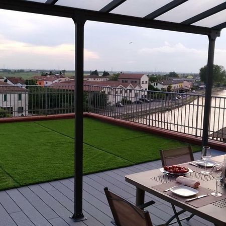 Palazzo Spada - Attico Con Terrazza Vista Fiume In Centro كوديجورو المظهر الخارجي الصورة